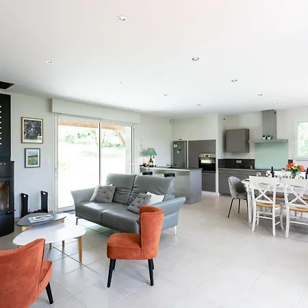 Maison Climatisee, Piscine Privee - 6 Pers. - Fr-1-828-19 Lamagdelaine