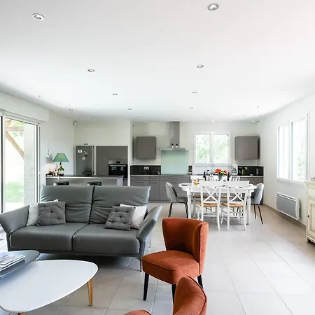 Feriehus Maison Climatisee, Piscine Privee - 6 Pers. - Fr-1-828-19 *