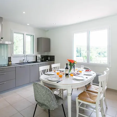 Maison Climatisee, Piscine Privee - 6 Pers. - Fr-1-828-19 *