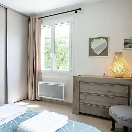 Maison Climatisee, Piscine Privee - 6 Pers. - Fr-1-828-19 Feriehus *